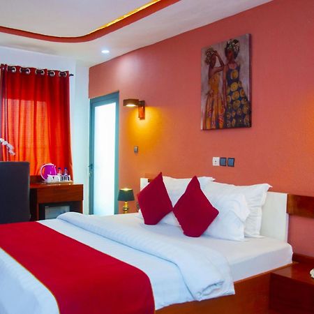 Hotel La Casa Cielo Cotonou Buitenkant foto