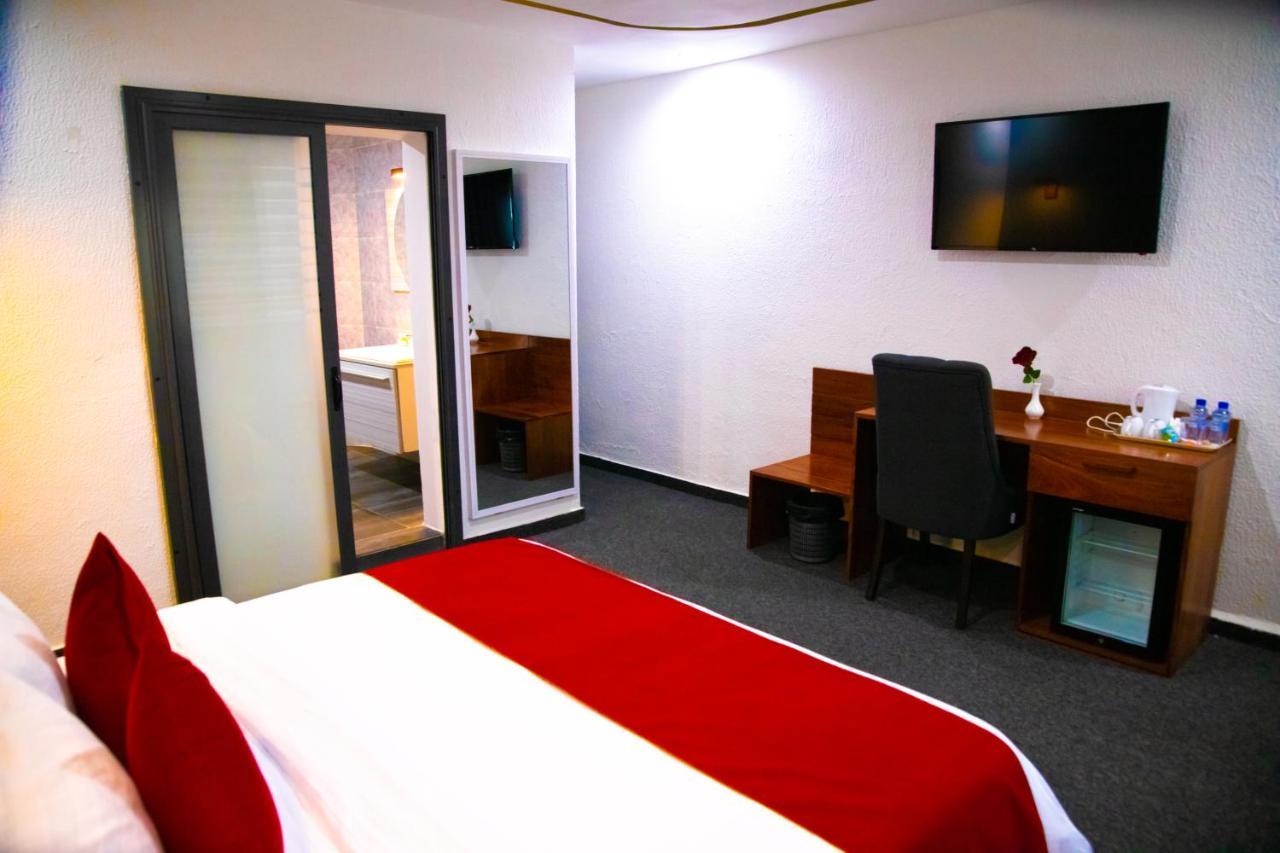 Hotel La Casa Cielo Cotonou Buitenkant foto