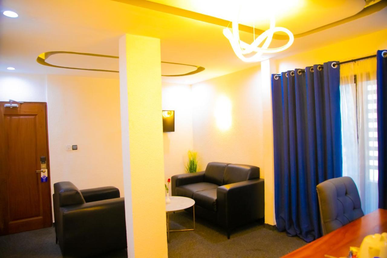 Hotel La Casa Cielo Cotonou Buitenkant foto