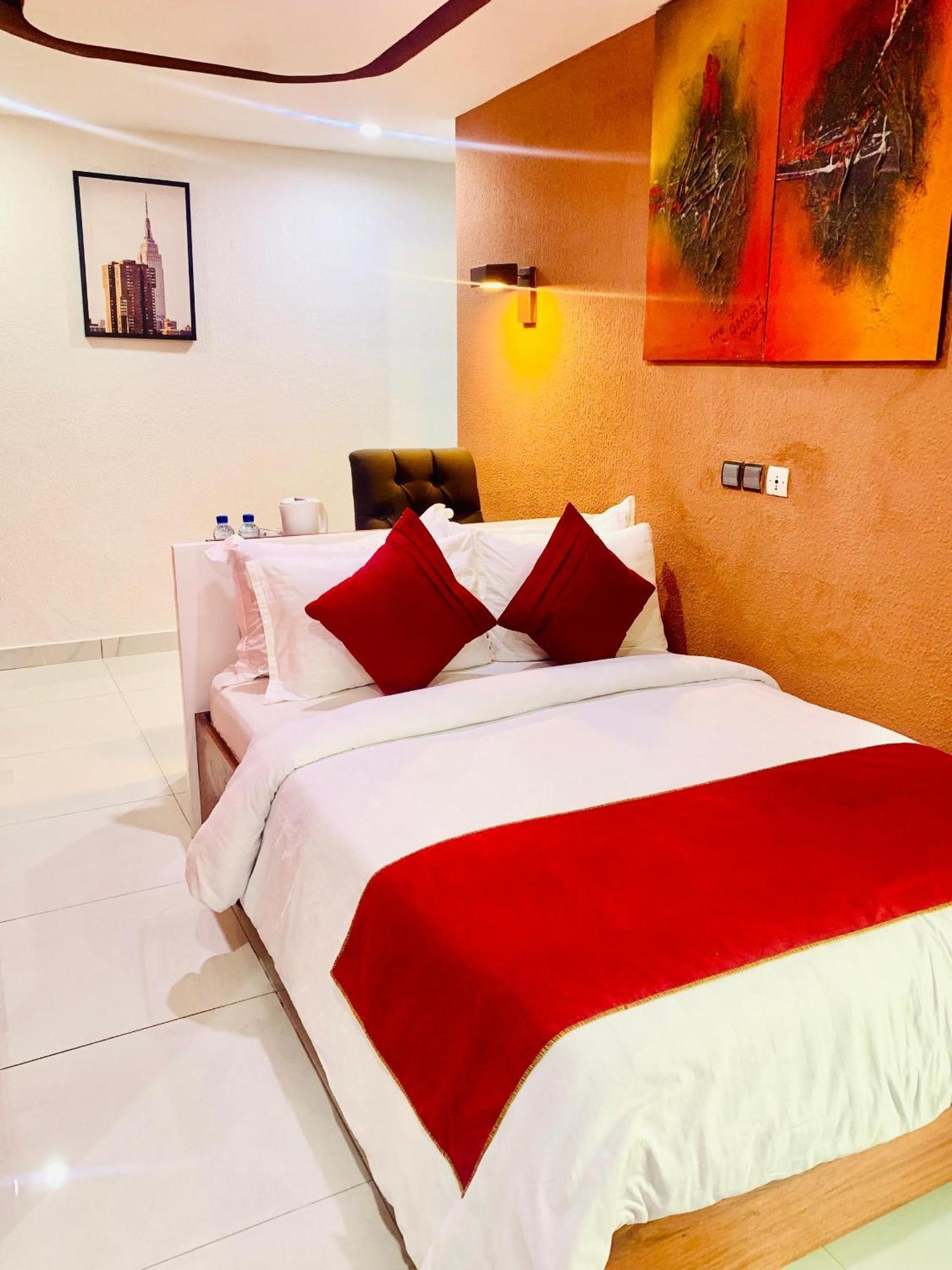 Hotel La Casa Cielo Cotonou Buitenkant foto