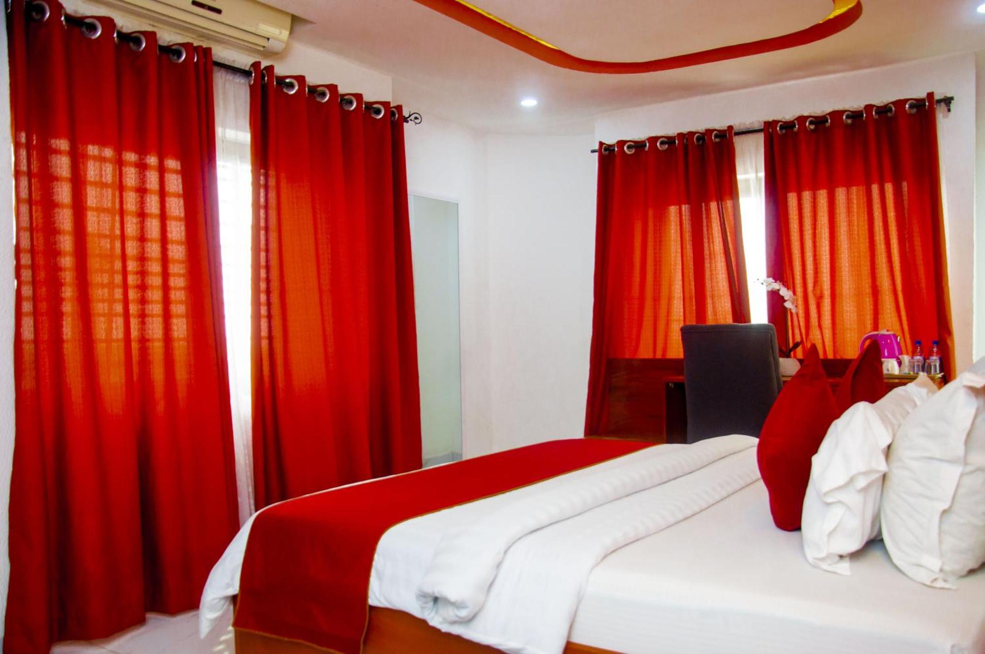 Hotel La Casa Cielo Cotonou Buitenkant foto